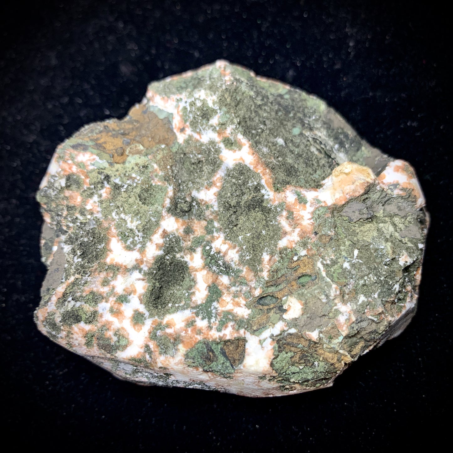 3.8" Pink Heulandite Circle